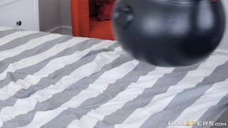 A Pot of Golden Dildos Diamond Jackson & Ricky Spanish Real Wife Stories Trailer