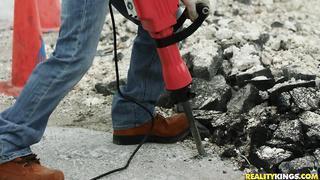 Beautiful Ella Reese With Big Tits Has Sex With A Worker On