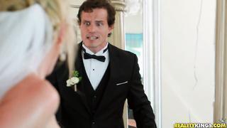 Bride Lexi Lore And Stepmom Kit Mercer Have Threesome Sex With The Groom