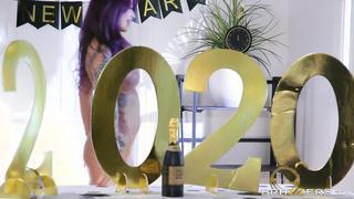 Countdown To Cock Monique Alexander & Scott Nails Pornstars Like it Big HD