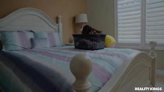 Learning The Hard Way Reagan Foxx, Aubree Valentine Moms Bang Teens