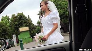 Rejected Bride Bangs Stranger Amirah Adara - Stranded Teens HD