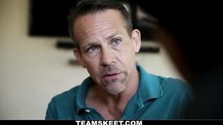 Lala Ivey Immigration Insemination - Teen Pies