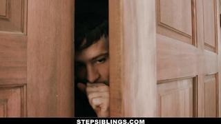 Lacy Lennon and Jewelz Blu Super Hot Stepsister Thots -StepSiblings