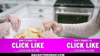 Cleo Clementine and Brooklyn Gray  Domino Daughter Dick Down - Daughter Swap Hd