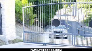 Nutting In His Not Quite Aunt Nicole Aniston - Family Strokes Hd