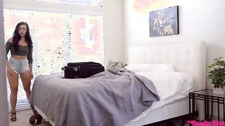 (Whitney Wright, Ricky Spanish) Home From College (2018) - My Family Pies