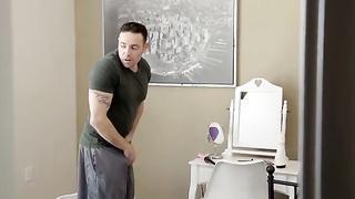 Young And Full Of Cum (2019) featuring Alexa Grace, Alexis Fawx and Romeo Price - My Family Pies