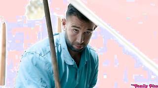 Jizzwold Family Vacation 1 (2018) with Chloe Cherry, Dustin Daring, Hannah Hays, Will Pounder - My Family Pies