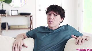 Stepsister Is After My Cum (2021) featuring Freya Parker & Kylie Rocket - My Family Pies