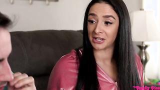 Can I Find All My Step Sisters Easter Eggs (2021)  Jessie Saint, Jake Adams - My Family Pies