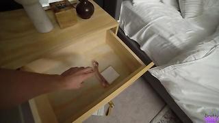 Helping My Stepmom Charli Phoenix Masturbate - Bratty Milf Dec 3, 2021