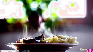 My Stepsisters Sexy Thanksgiving featuring Jazmin Luv and Ricky Spanish - Bratty Sis Nov 19, 2021