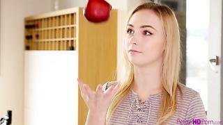 (Jenny Wild, Stanley Johnson) Step Sisters Warm Apple Pie (2020) - Petite HD Porn