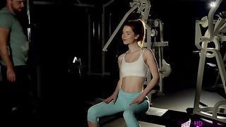 (Pepper Hart, Kyle Mason) Redhead Creampie (2018) - Petite HD Porn