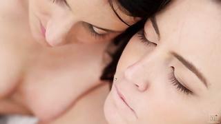 (Cindy Shine, Tiny Tina) Girls Getaway (2020) - Girls Only Porn