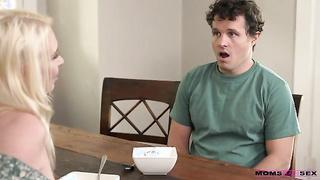 Kate Dee & Robby Echo - Stepmom Wants You to Watch (2022) - Moms Teach Sex