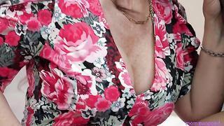 (Lexi Luna, Syren De Mer, Nathan Bronson, Rico Hernandez) What Moms Want (2022) - Mom Swapped