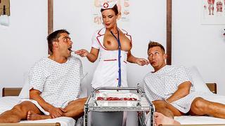 Double Time With Diamond Foxxx, Toni Ribas, Bill Bailey - Brazzers HD January 3, 2013