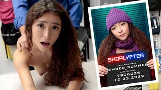 Shoplyfter Amber Summer - Case # 7906225 - The Happy Holidays Thief
