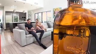 Sugar Bunny Creep (2020) - Bella Rose & Quinton James - Spy Fam