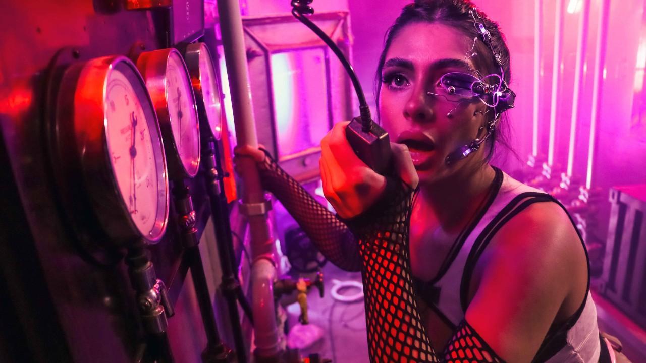 Space Junk - Episode 1 - Tru Kait, GeishaKyd - Digital Playground HD - Wild  Pornstar Movies