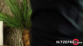 Wolf Wagners Dirty Jungle Party 3: A Lively Threesome Finale with Gabi Gold & Sarah Star - Hitzefrei