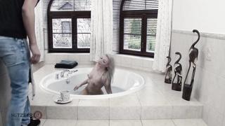 Janitor Gets Some Aby Action - Hitzefrei