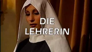 Sotto l'Abito Talare si Nasconde un Grande... Affare (2001) FUll XXX Retro