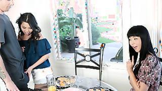 Bad & Breakfast Cindy Starfall and Marica Hase