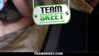 Fucking While Gaming Mandy Muse