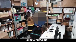 Case No. 7956845 Alyssa Cole Shoplyfter