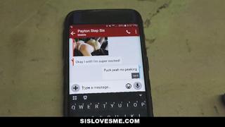 Deviant Siblings Peyton Robbie